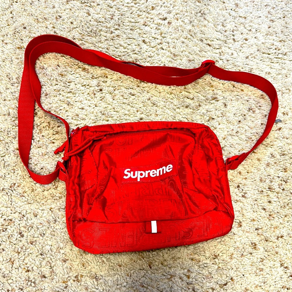 Supreme Red Cross body bag